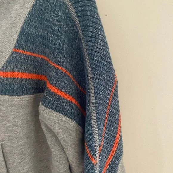 NWT Cropped Free People Movement Sweatshirt. Size XSmall - Picture 6 of 12